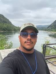 If you were raised in west virginia shout out to your home town.💯