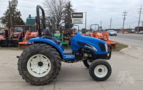 New Holland TC35 Tractor
