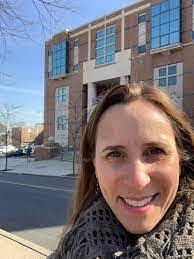 Jennifer Lackner's Instagram, Twitter & Facebook