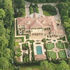 Exquisite French Chateau Inspired Mega Mansion 100 Carnarvon Drive Houstontx 26401 Square Feet 8 Bedrooms 12 Bathro Mansions Mansions Luxury Luxury Garden