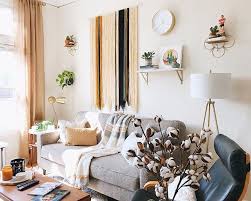 Pin By Marisa On Apartment Ideas In 2020 Sofas For Small Spaces Sofa Styling Home Decor