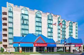 Desayuno a la carta o bufete, especial para grupos. Ramada By Wyndham Niagara Falls Fallsview Niagara Falls Updated 2021 Prices