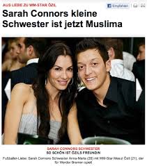 Darauf hin hat sie auf. Kicker Mesut Ozil Und Melek Anna Maria Lagerblom Trennten Sich Bissige Kommentare Zu Nachrichten