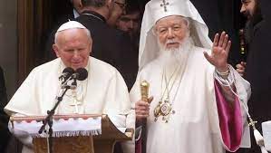 Liviu dragnea a declarat, luni, la parlament, ca papa francisc a promis ca in 2019 va vizita romania, iar. Papa In Romania Padre Teleanu Patriarcato Ortodosso Di Romania Non Abbiate Paura E Il Messaggio Che Attendiamo Anche Da Francesco Ceinews