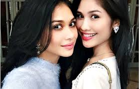 10 artis malaysia yang boleh berbahasa inggeris dengan baik yang nombor 10 paling tak sangka. 5 Adik Selebriti Malaysia Paling Cantik Popular