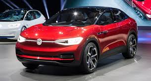 Vw Id Crozz Ii To Morph Into A Production Electric Compact Suv In 2020 Carscoops Volkswagen Compact Suv Suv