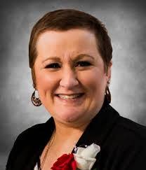 Mandy Hoyt's Instagram, Twitter & Facebook