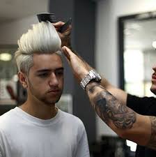 Men S Color Trend Platinum And Blonde Products Needed Enlightener Color Catalyst Toner Men S Grooming C Mens Hair Colour Mens Hairstyles Haircuts For Men