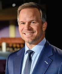 Michael Ruffolo's Instagram, Twitter & Facebook