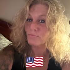 How to save a baby duck with a broken beak?