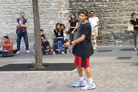 Thierry lhermitte et rayane bensetti forment le duo attendrissant de la finale. 24 Juillet 2017 La Team Des Acharnes Sur Le Tournage Du Film La Finale De Robin Sykes Web Cannes Story