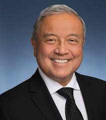 Wayne Yee's Instagram, Twitter & Facebook