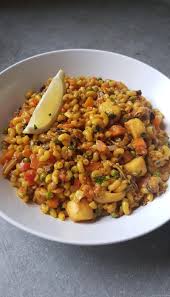 Pour Changer Un Peu Du Riz Je Vous Propose Une Recette De Coquillettes Aux Fruits De Mer Facon Paella Recette Coquillette Paella Recette Recettes De Cuisine