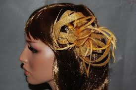 Tocado sombrero Anna dorado