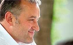 Niko ne može da zatvori oči i srce pred takvim događanjima. Vreme 855 Intervju Branislav Grujic Predsednik Kompanije Psp Farman U Moskvi Rusi Poceli Da Prepoznaju Srbe