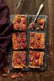 Tarte Vegetale Et Sans Gluten Au Potimarron Sirop D Erable Et Noix De Pecan Clemence Catz En 2020 Tarte Au Potimarron Tarte Aux Noix De Pecan Et Sirop Erable