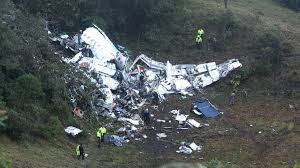 Chapecoense had won admirers for its stout play against palmeiras, and everything was set for the showdown in colombia. 6 Survive Colombian Plane Crash That Killed 71 Abc News