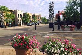 Flowers in grand rapids are always very fresh, and we will try to do possible so that your recipient was presented with a bouquet of the freshest and most beautiful flowers. East Grand Rapids Named Best Place To Live In Michigan Grand Rapids Magazine