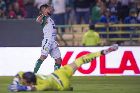 Jean meneses is 28 years old (16/03/1993) and he is 163cm tall. Nico Castillo And Meneses Are In The Mx League For Chile