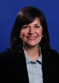 Lynn Gerber's Instagram, Twitter & Facebook