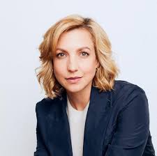 Leah Hendrix's Instagram, Twitter & Facebook