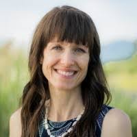 Julie Laub's Instagram, Twitter & Facebook