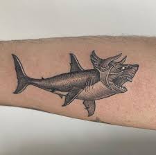 Among the maoris it was believed that the shark ruled over all creatures of the sea. Cool Shark Tattoo Design Ideas For Men And Women Tattoos Wizard
