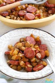 Caraway seeds, smoky kielbasa, tender potatoes and shredded cabbage make it a delicious, surprisingly light change of pace. Kielbasa And Potatoes Recipe Easy Kielbasa Recipes Kielbasa And Potatoes Kielbasa Recipes Easy Potato Recipes