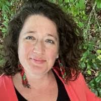 Kendra Staley's Instagram, Twitter & Facebook