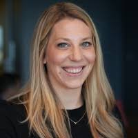 Melissa Janocha's Instagram, Twitter & Facebook