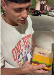 Holland Village Mcdonalds