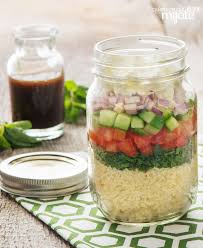 Salade De Taboule Etagee Dans Un Pot Qu Est Ce Qui Mijote De Kraft Recette Salades En Bocal Salade Taboule Mange Tes Legumes