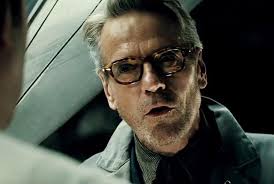 Jeremy Irons Talks Alfred's Role in the Justice League