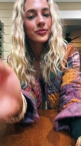 Angela Osteen's Instagram, Twitter & Facebook