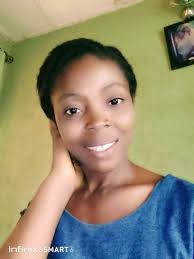 How to sing with normal voice while parting songs?