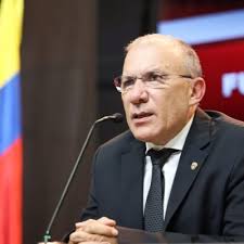 sandra milena perez (@samipegu91)