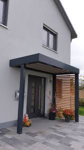Zum neigungswinkel passen sollte die volumenkapazität der vorrichtung des ablaufs. Vordach Hauseingangsuberdachung Im Carport Stil News Brandl Uberdachung Hauseingang Haus Uberdachung Haustur