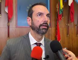 Messina, i tre fronti per Basile: bilanci, equilibri d'aula e cantieri in  città