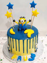 See more ideas about despicable me cake, minion cake, cupcake cakes. 50 Minions Cake Design Images Cake Idea 2020 Minion Cake Design Minion Birthday Cake Minion Cake
