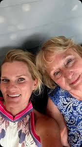 Amy Boteler's Instagram, Twitter & Facebook