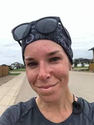 Well, today marks 4 months since I started this mad running plan, and what  better way to celebrate it than running my first Half, The Larking Gowan  Half Marathon! The weather was