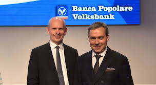 Usa il nostro localizzatore di filiali per trovare il il bancomat o la filiale di banca popolare dell'alto adige a brentino belluno e ottenerne gli orari di apertura, le indicazioni e i numeri di assistenza ai clienti. Volksbank Si Dimette Il Direttore Generale Schneebacher Il Nordest Quotidiano
