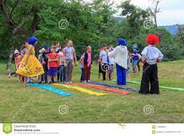 85 tykkäystä · 2 oli täällä. Los Animadores Juegan Con Los Ninos En Juegos Al Aire Libre En Un Dia De Fiesta Del S De Los Ninos En Un Dia De Verano En Adyge Foto Editorial