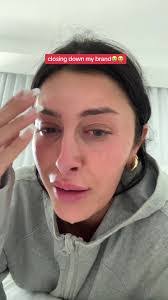 Erika Hensley's Instagram, Twitter & Facebook