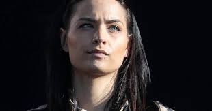 Amira pocher wettert gegen „temptation island star nachdem dieser oliver pocher als müll bezeichnet hat. Amira Pocher Traurige Beichte Ich War So Kaputt Damals Bunte De