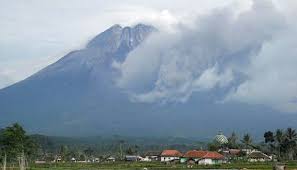 Desa wonoayu sudah berdiri sejak tahun 1913. Kabupaten Malang Waspadai Aktivitas Gunung Semeru Nasional Tempo Co