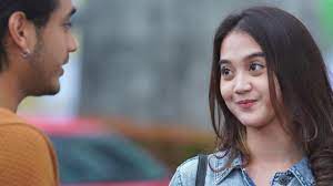 Sinetron seleb sctv bercerita tentang seorang gadis desa yang bernama sukilah, ia mempunyai keinginan untuk menjadi pemain sinetron. Sinopsis Sinetron Sctv Love Story The Series Ken Cemburu Lihat Foto Maudy Dan Reno Episode Kamis 18 Februari 2021 Showbiz Liputan6 Com