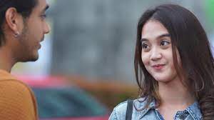 Dalam sinetron berjudul love story the series, wanita cantik bernama lengkap yasmin safira napper akan berperan sebagai pemeran utama wanita bernama maudy, sama halnya dengan ken, maudy juga adalah seorang anak. Sinopsis Sinetron Sctv Love Story The Series Ken Cemburu Lihat Foto Maudy Dan Reno Episode Kamis 18 Februari 2021 Showbiz Liputan6 Com