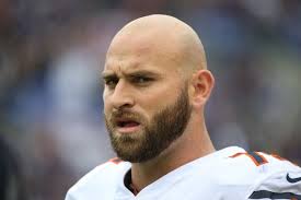 After shaky debut, Bears' Kyle Long driven to succeed at right tackle