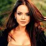 Lynda Landreth's Instagram, Twitter & Facebook